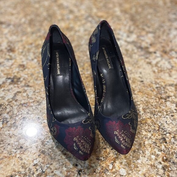 ANTONIO MELANI Navy Damask Pump - Picture 2 of 4